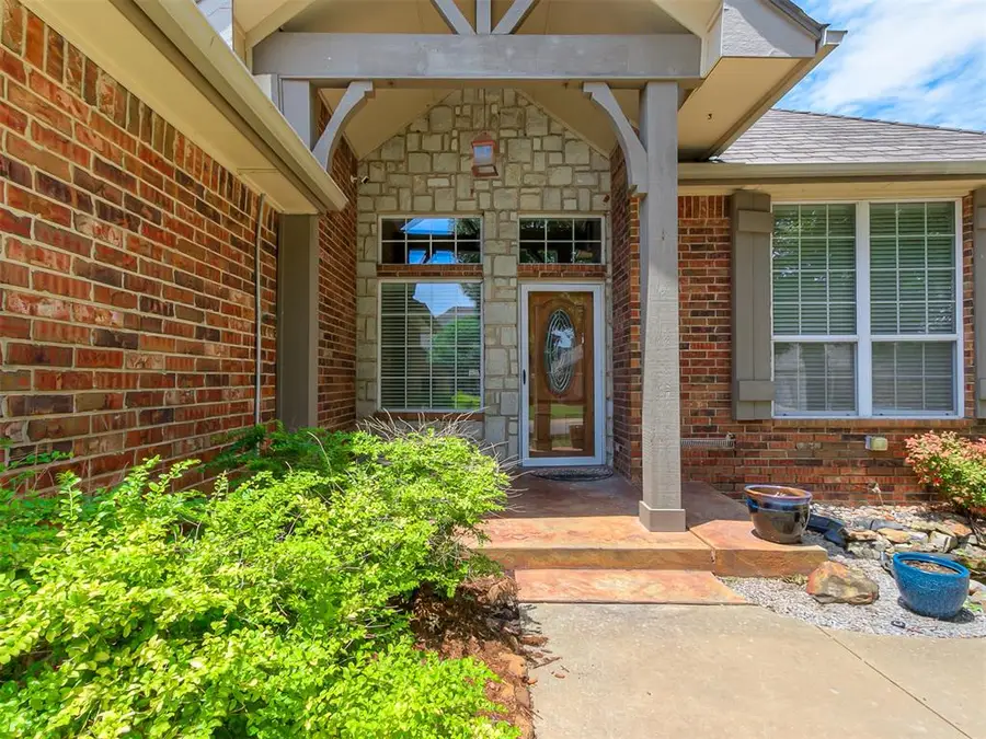 16609 Village Garden Drive, Edmond, OK 73012 - #3