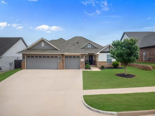 8209 NW 151st Terrace, Edmond, OK 73013