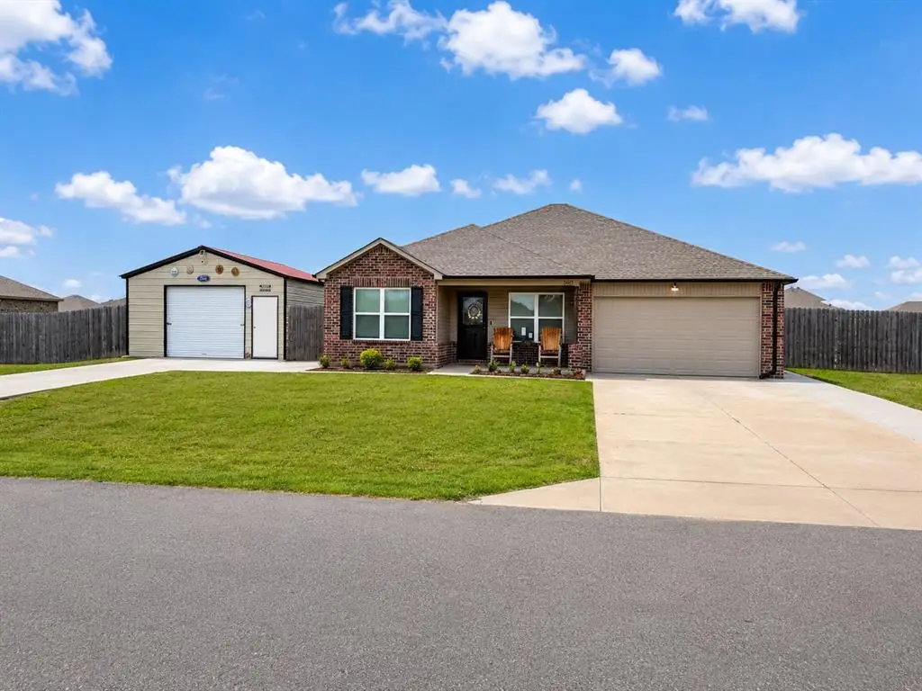 10432 Cindy Joy, Shawnee, OK 74804 - #1