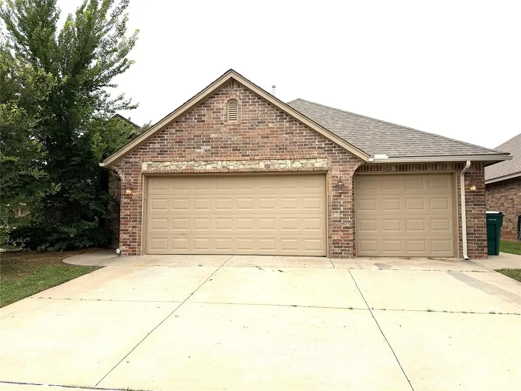 10900 SW 32nd Terrace, Yukon, OK 73099 - #1