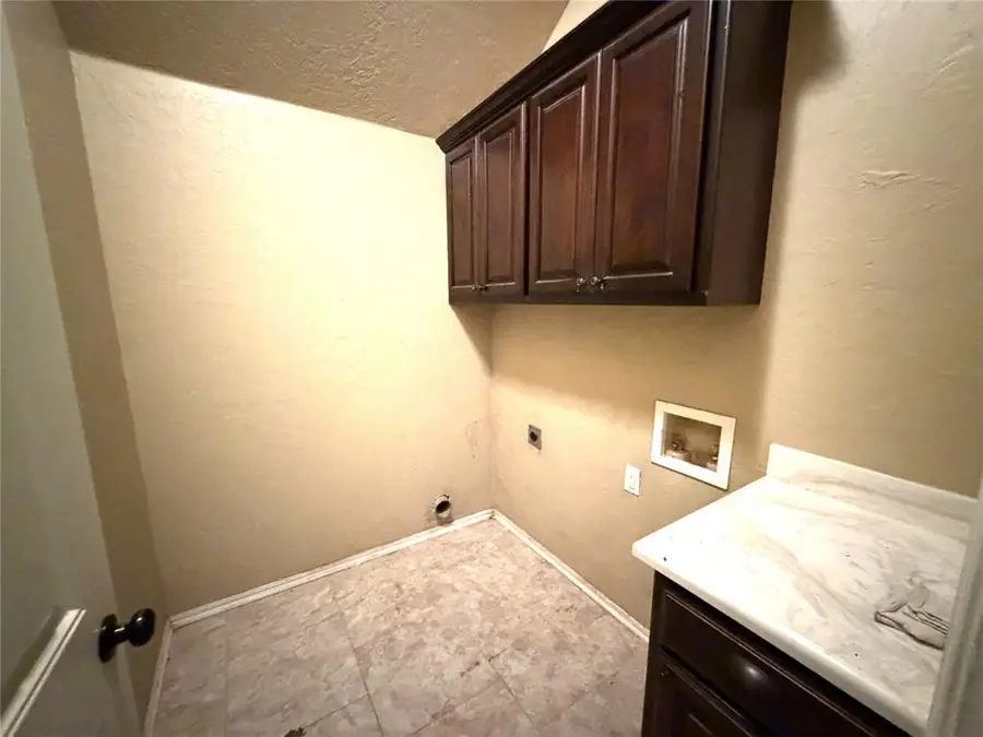 10900 SW 32nd Terrace, Yukon, OK 73099 - #3