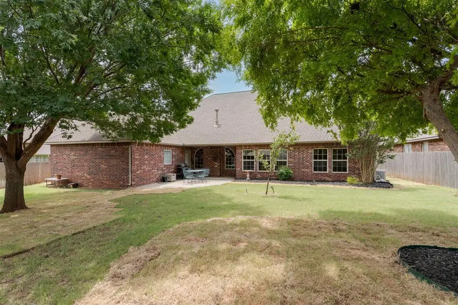 17016 Platinum Lane, Edmond, OK 73012 - #3