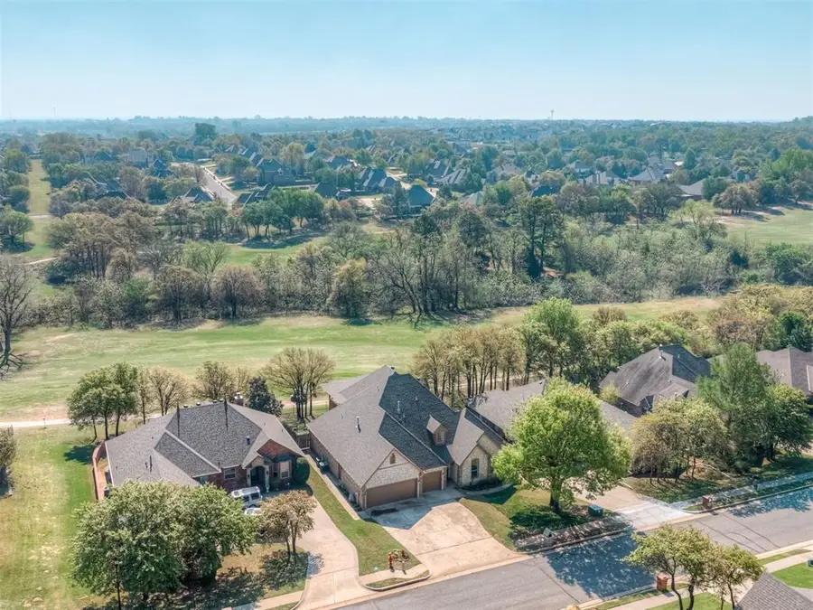 3048 Garden Vista, Edmond, OK 73034 - #3