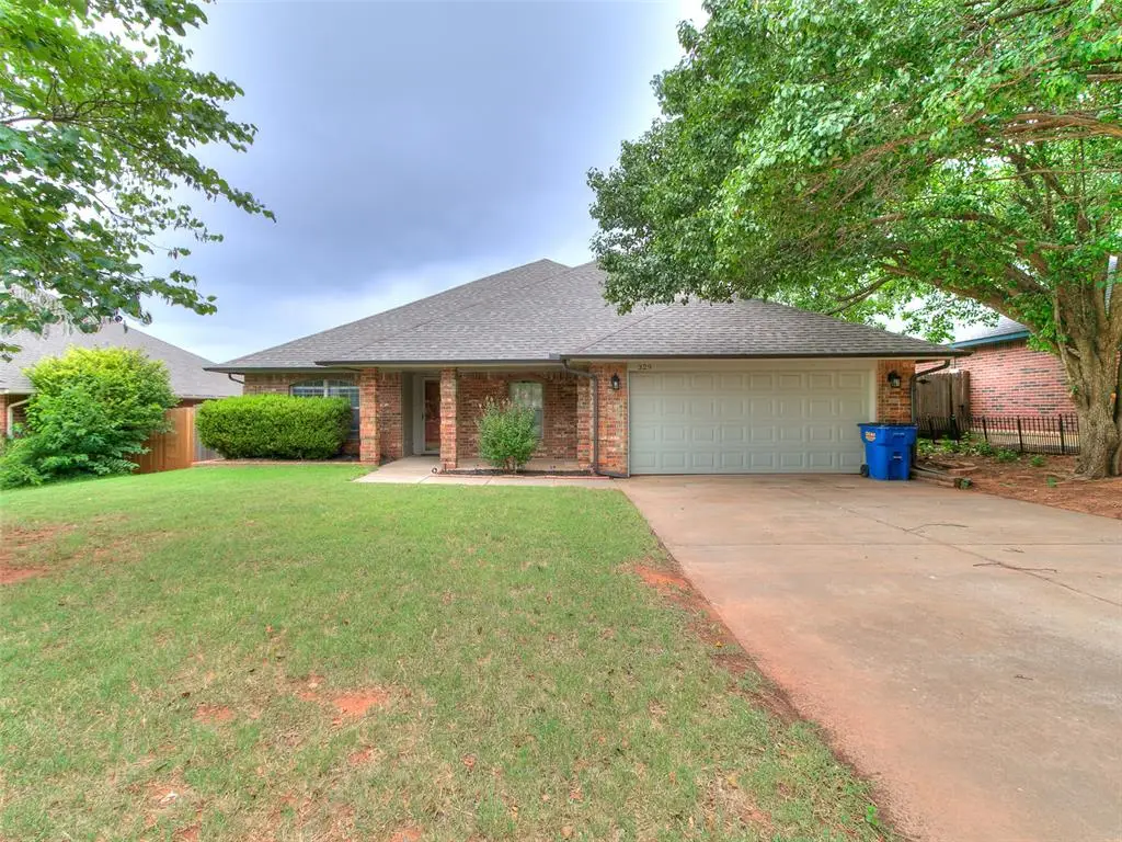 329 E Twelve Oaks Terrace, Mustang, OK 73064 - #1