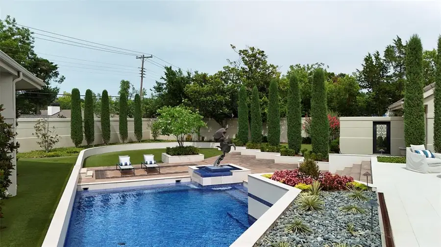1805 W Wilshire Boulevard, Nichols Hills, OK 73116 - #2