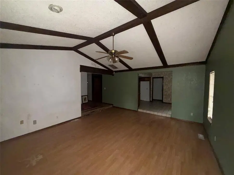 926 W Churchill Way, Mustang, OK 73064 - #2