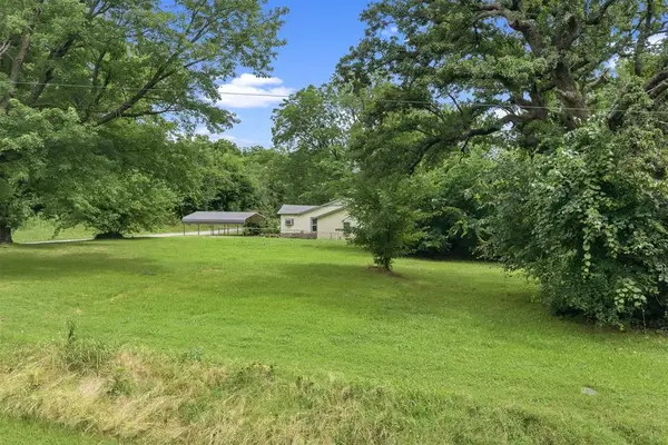 810 N Taylor Street, Wynnewood, OK 73098