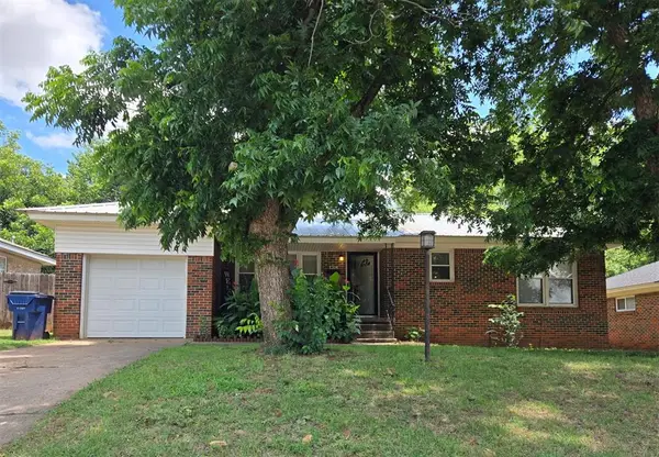 1314 N Ash Street, Guthrie, OK 73044