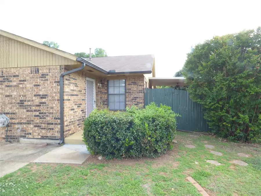 1008 Tall Oaks Drive, Midwest City, OK 73110 - #2