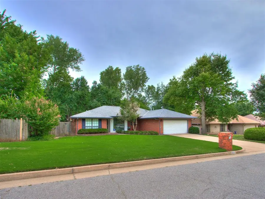 2812 Shady Tree Lane, Edmond, OK 73013 - #2