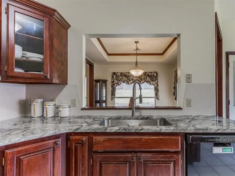 932 NW 171st Place, Edmond, OK 73012 - #3