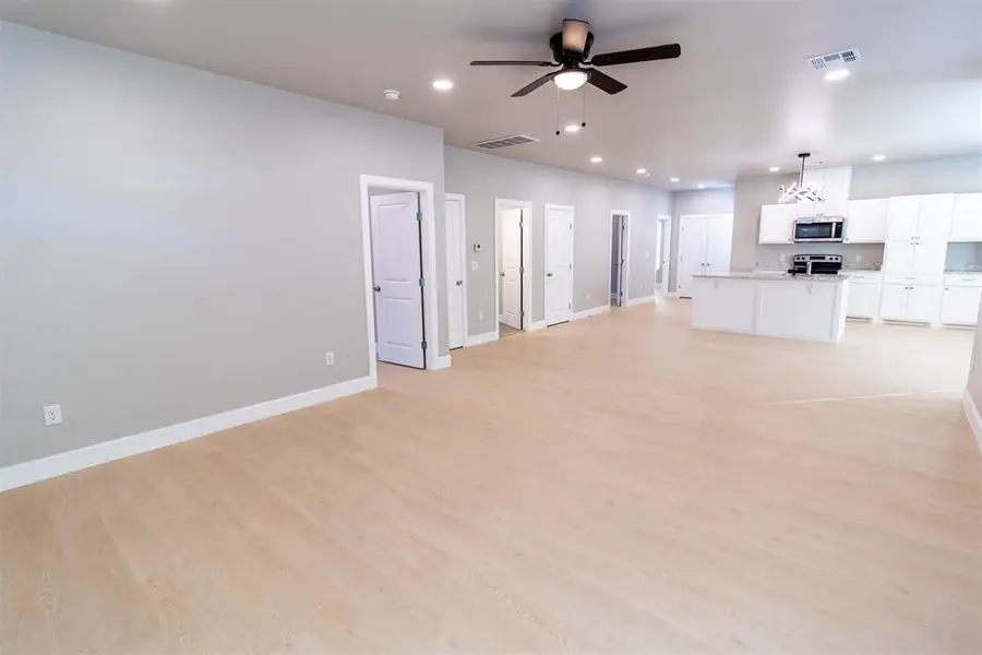 220 SE 42nd Street, Oklahoma City, OK 73129 - #3