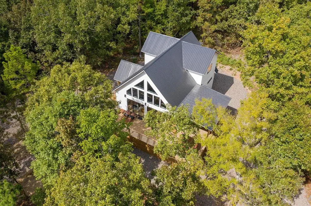 127 Bent Pinyon Trail, Broken Bow, OK 74728 - #1