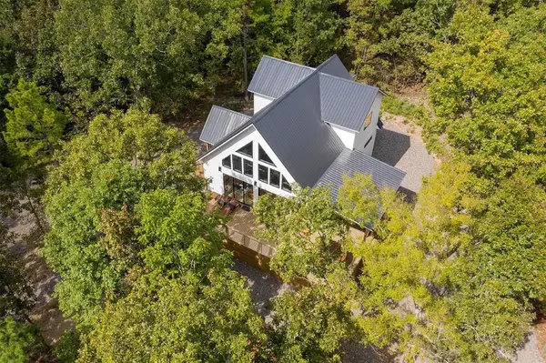 127 Bent Pinyon Trail, Broken Bow, OK 74728