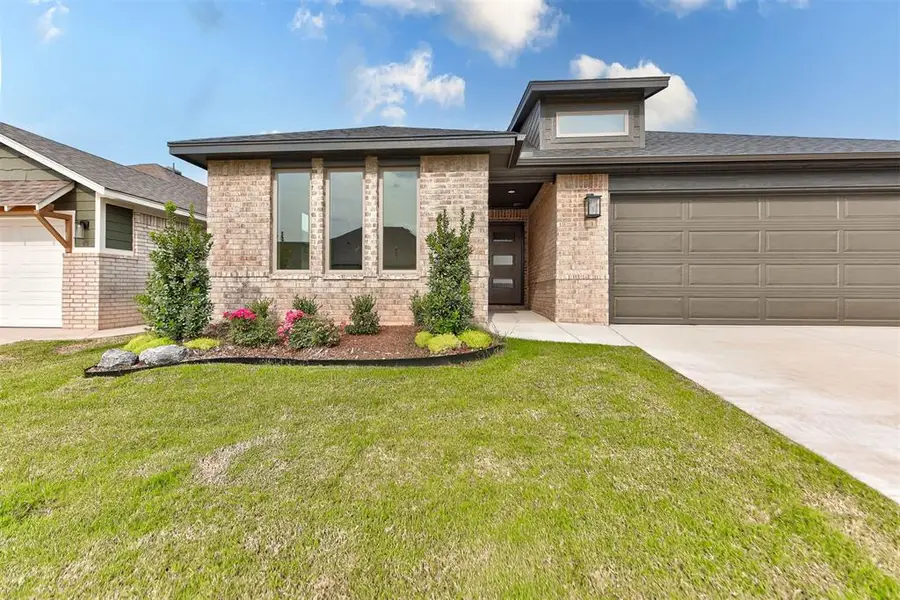 3305 Gunnison River Drive, Yukon, OK 73099 - #2