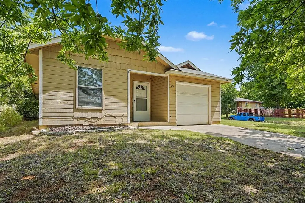 524 E Grant Avenue, Guthrie, OK 73044 - #1