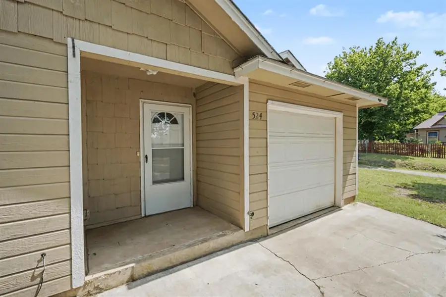 524 E Grant Avenue, Guthrie, OK 73044 - #3