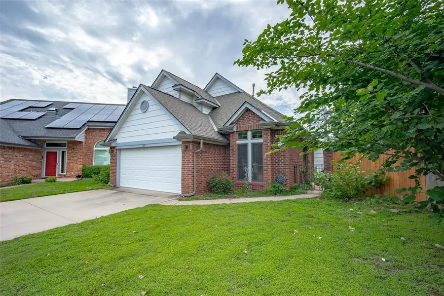 121 S Creekdale Drive, Norman, OK 73072 - #2