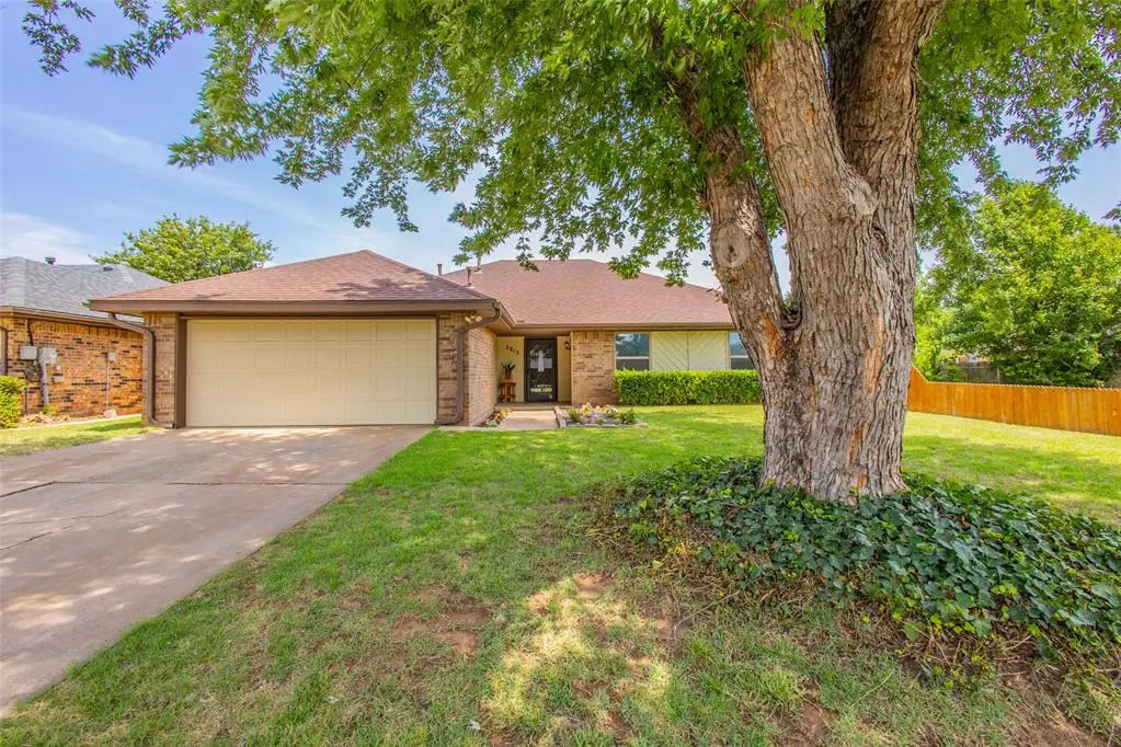 2813 Pinto Trail, Edmond, OK 73012 - #1