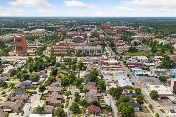 730 Deans Row Avenue, Norman, OK 73069