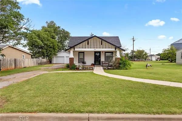 508 E Rainey Avenue, Weatherford, OK 73096