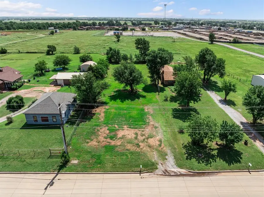 1803 S Shepard Avenue, El Reno, OK 73036 - #3