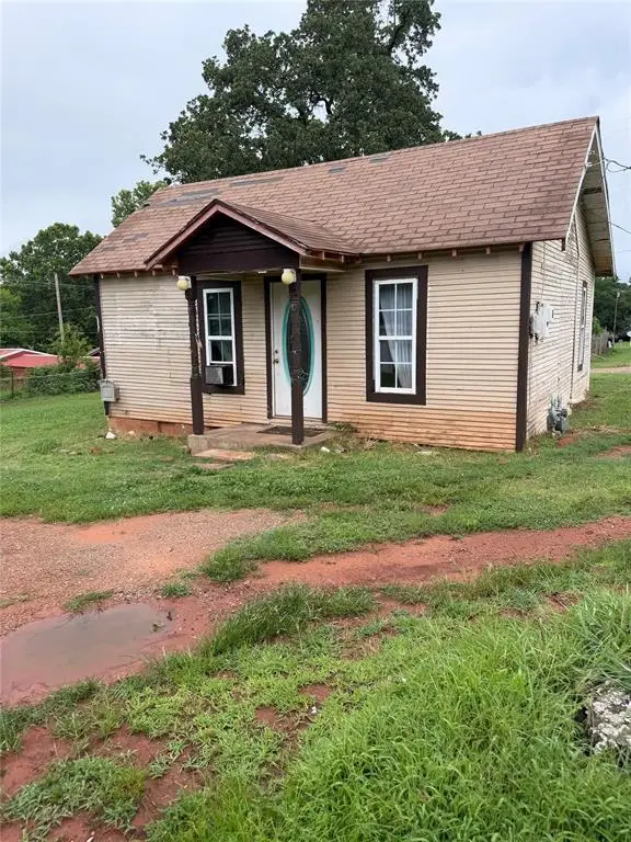 518 E 11th Street, Chandler, OK 74834 - #2