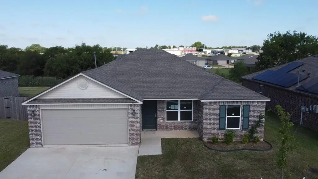 695 Foxtail Drive, Newcastle, OK 73065 - #1