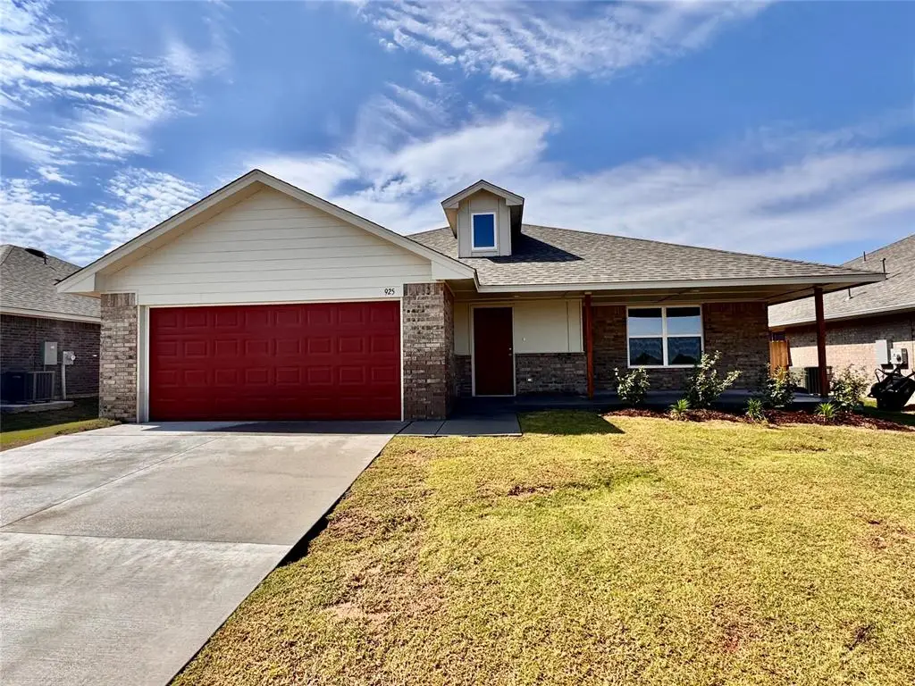 925 Hazy Brook Circle, Chickasha, OK 73018 - #1