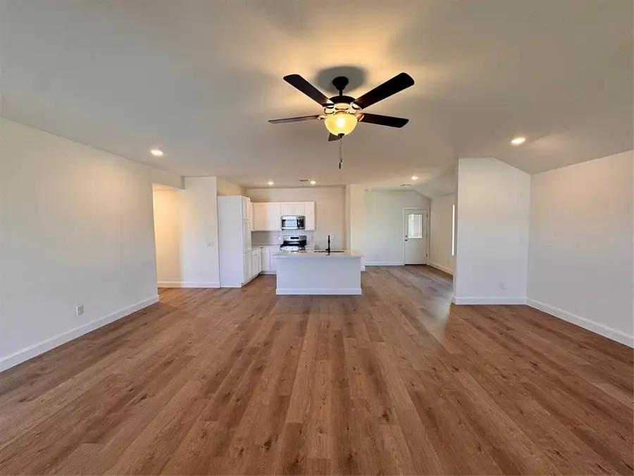 925 Hazy Brook Circle, Chickasha, OK 73018 - #3