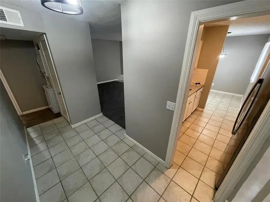 6724 N Meridian Avenue #B, Oklahoma City, OK 73116 - #2