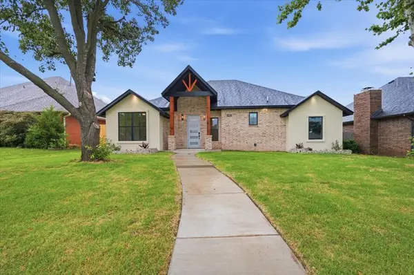 808 NW 141 Street, Edmond, OK 73013