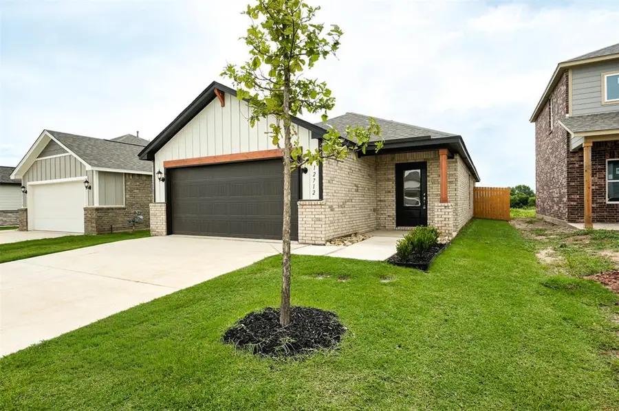 12712 Carrara Lane, Yukon, OK 73099 - #2
