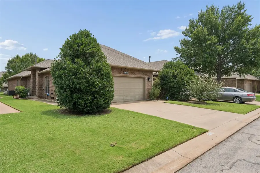16104 Vintage Court, Edmond, OK 73013 - #2