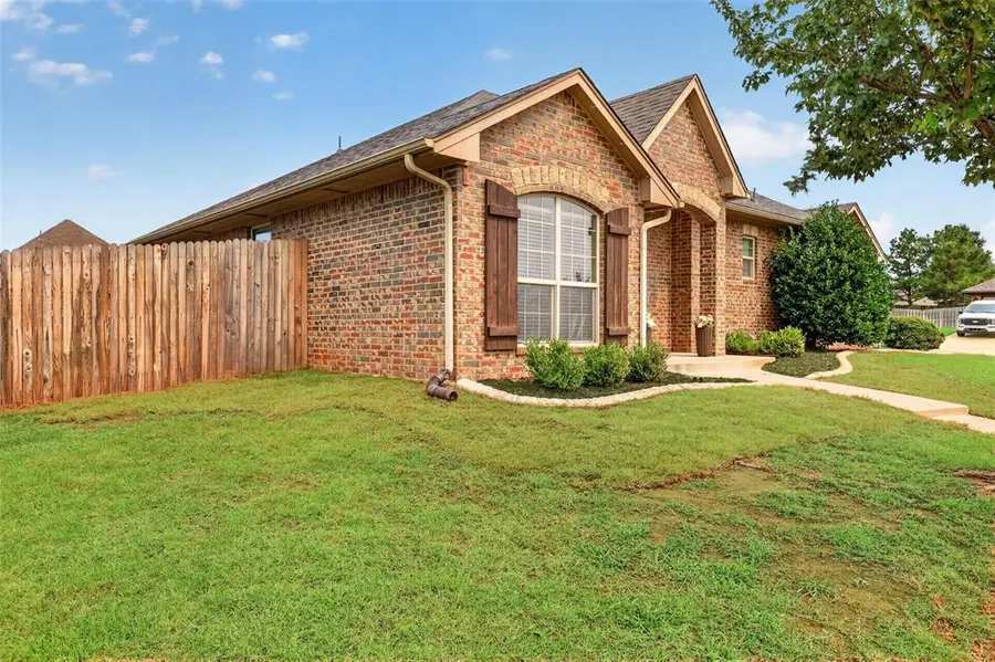4808 Arbuckle Drive, Edmond, OK 73025 - #2