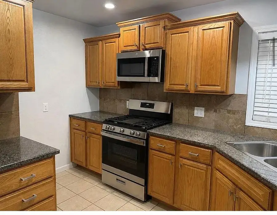 124 E Pratt Drive, Midwest City, OK 73110 - #3