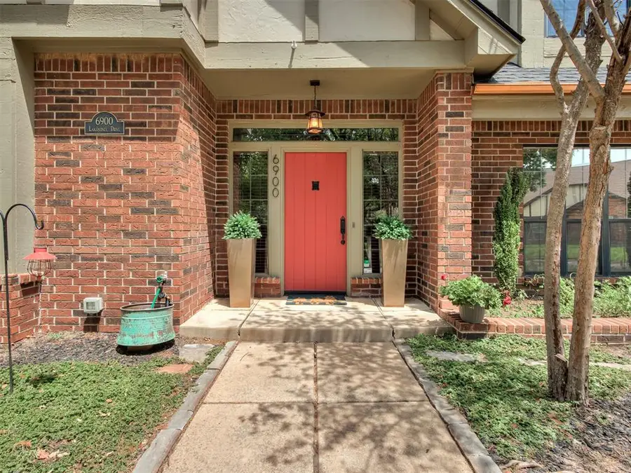 6900 Lakepointe Drive, Oklahoma City, OK 73116 - #2