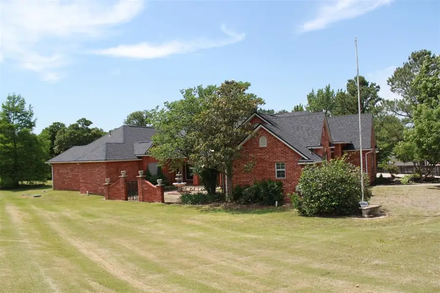 1031 Hidden Valley Lane, Choctaw, OK 73020 - #3