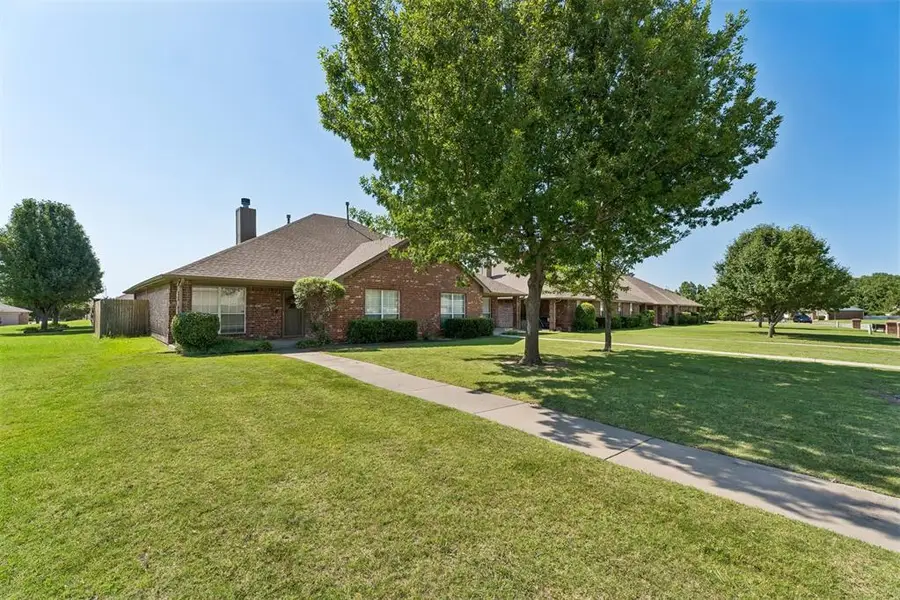 408 N Willowood Drive #408 & 410, Yukon, OK 73099 - #2