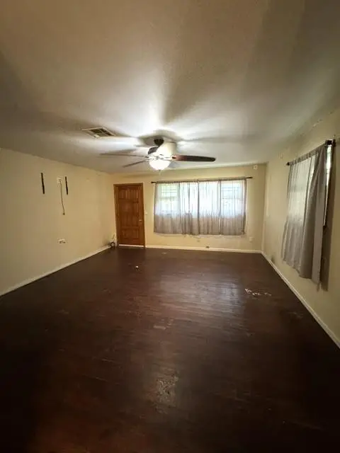 609 N Hyden, Stratford, OK 74872 - #3