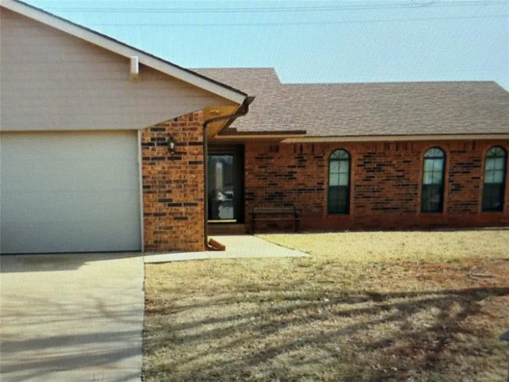 2300 N Nail Parkway, Moore, OK 73160 - #1