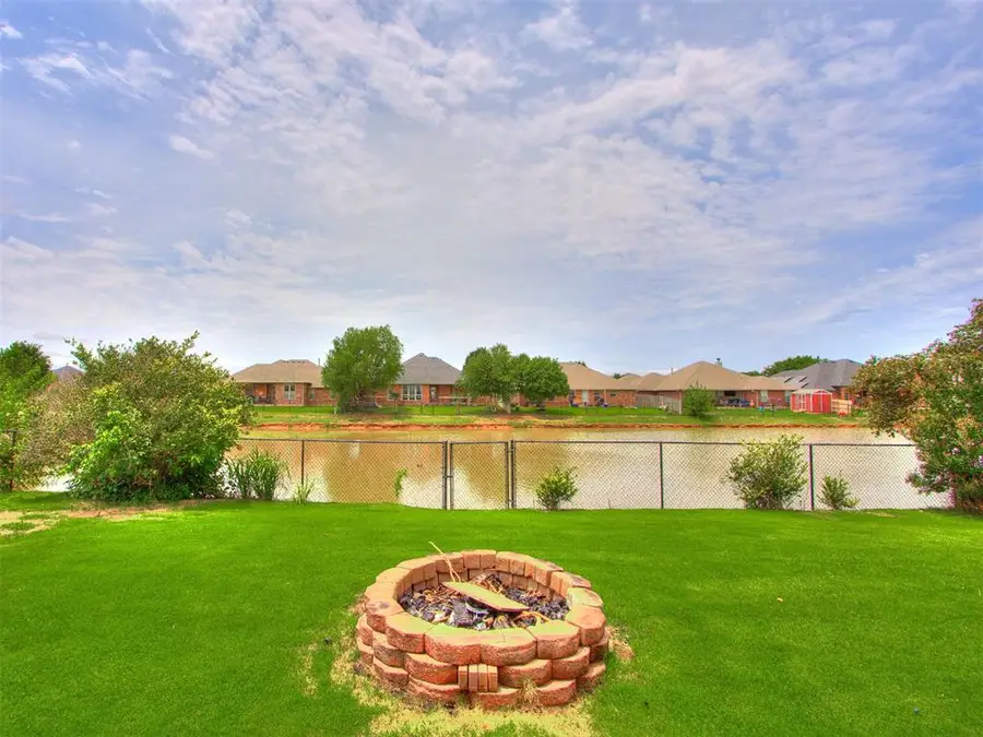 705 N Buckhorn Way Drive, Mustang, OK 73064 - #3