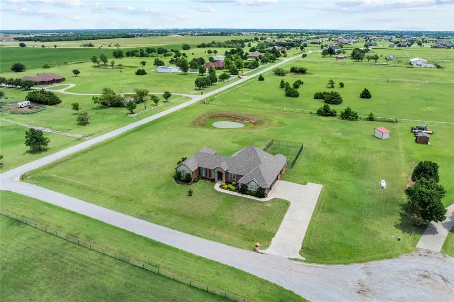 2400 Lindsay Lane, El Reno, OK 73036 - #2