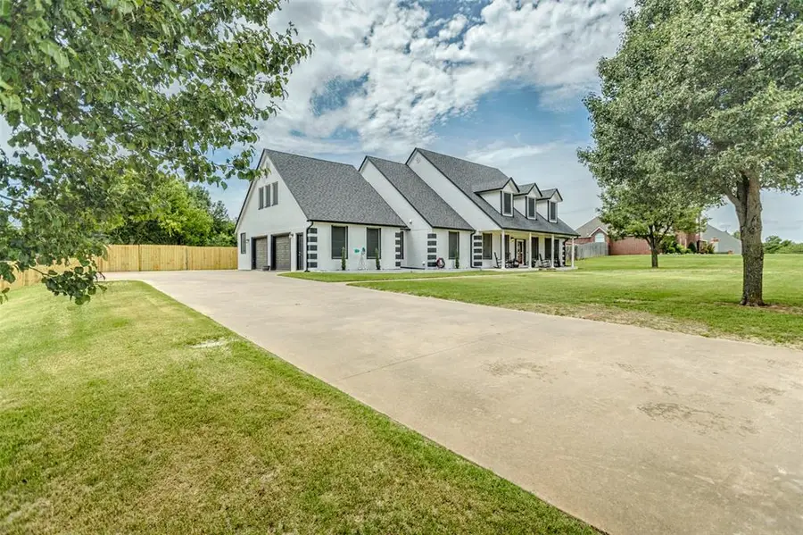 1400 E Eagle Nest Terrace, Mustang, OK 73064 - #2