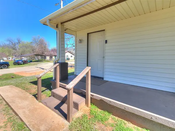 602 Dogwood Avenue, Wellston, OK 74881