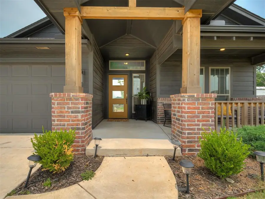 20071 Park Lane, Harrah, OK 73045 - #2