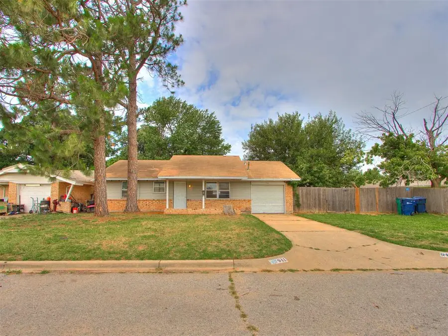 941 N Bradley Avenue, Oklahoma City, OK 73127 - #2