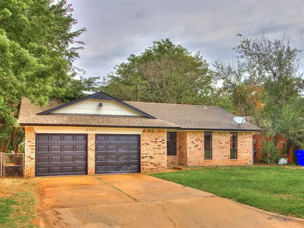 9707 NE 2nd Place, Midwest City, OK 73130