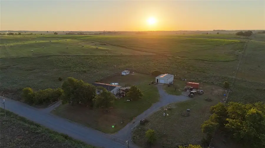 29093 County Street 2560, Fort Cobb, OK 73038 - #2