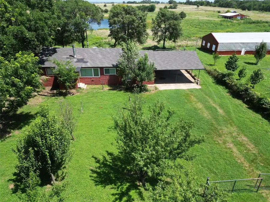 7688 E 129 Road, Holdenville, OK 74848 - #2